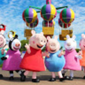 Meet your Posher, Phoebe